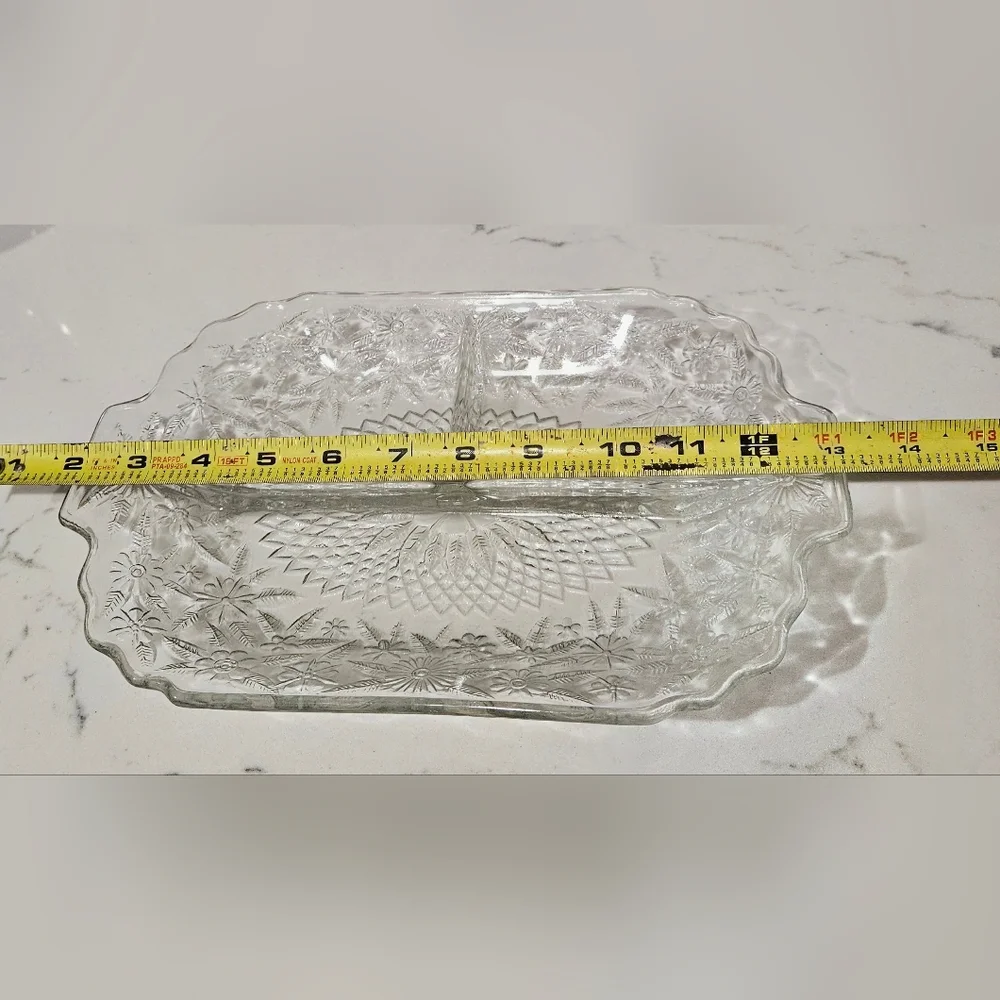 Indiana Glass Pineapple And Floral 3 Part Glass Relish Serving Dish